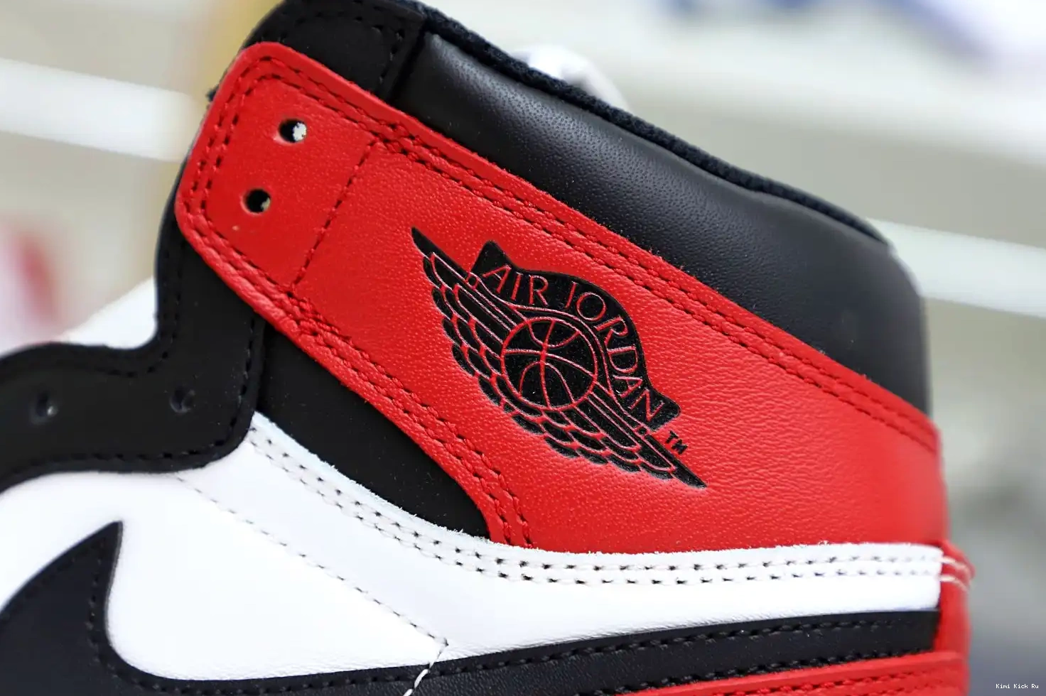 Air Jordan Retro 1 (2016) Kimikick Black Toe 0530